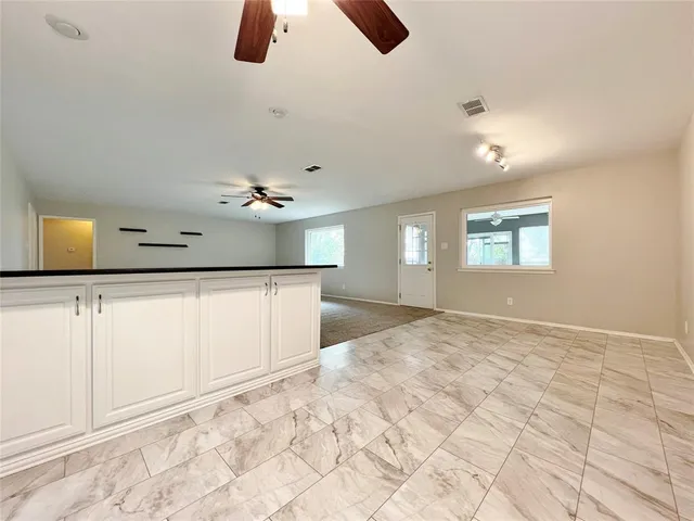 $2,295 | 3920 Sanguinet Street, Fort Worth, TX 76107