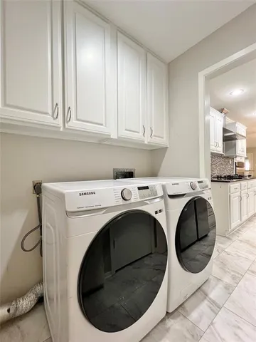 $2,295 | 3920 Sanguinet Street, Fort Worth, TX 76107