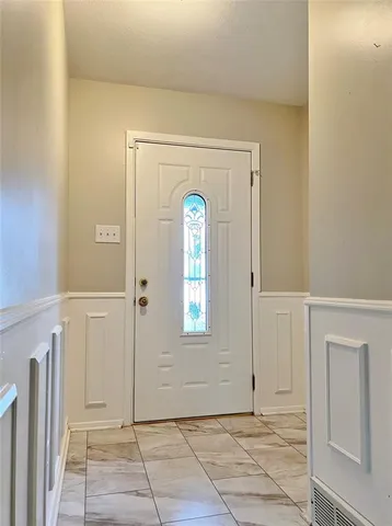 $2,295 | 3920 Sanguinet Street, Fort Worth, TX 76107