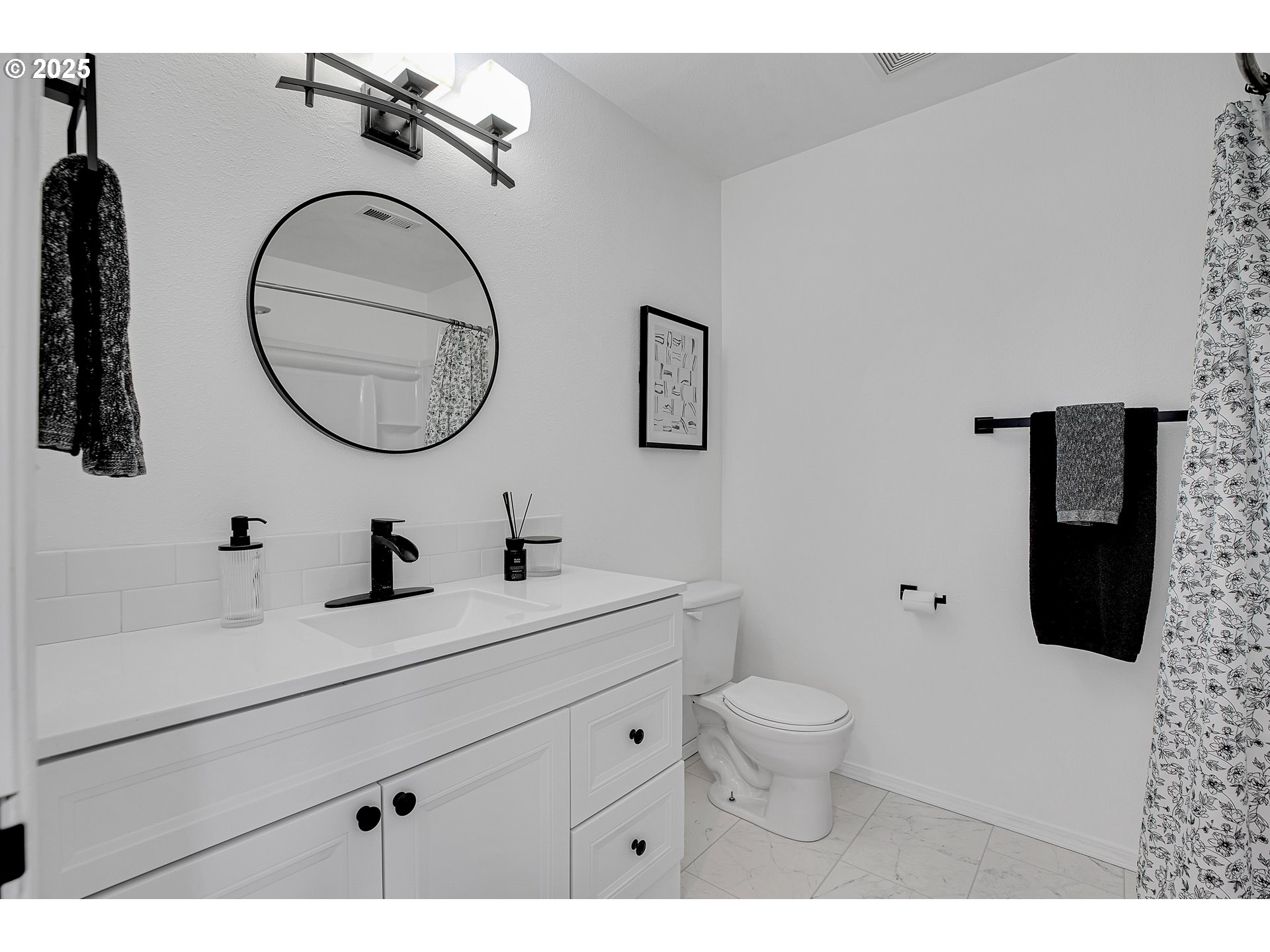 1396 Southwest 22nd Terrace Gresham, OR 97080 - Photo 24 of 25 Bedroom