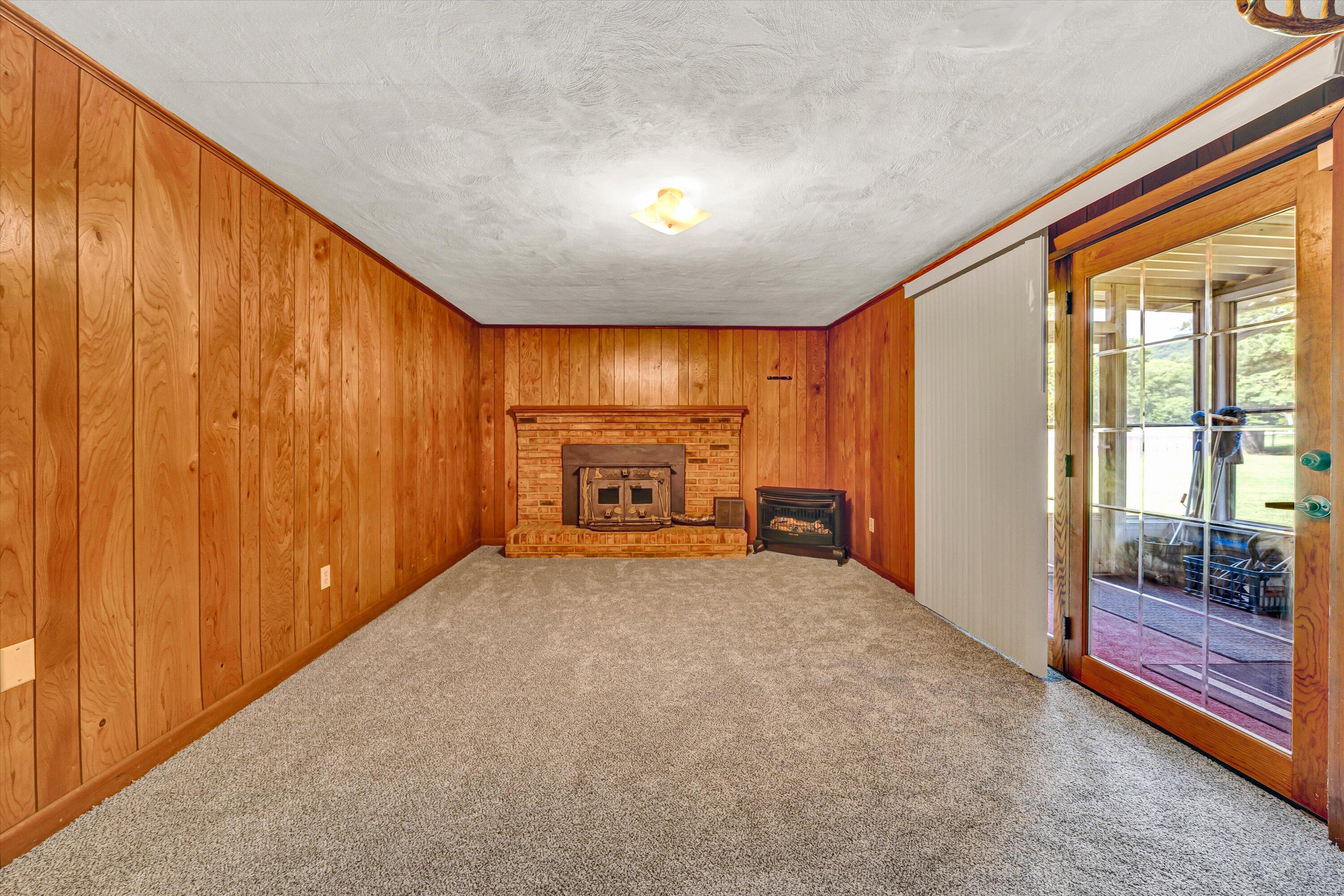 3707 Springvale Street Southeast Roanoke, VA 24014 - Photo 19 of 37 18-SGM-01292