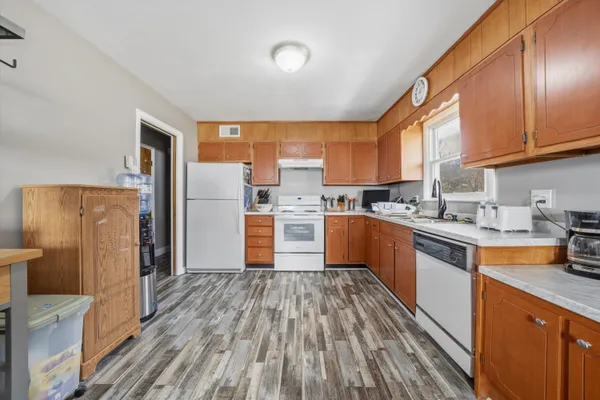 $354,996 | 3707 Springvale Street Southeast, Roanoke, VA 24014
