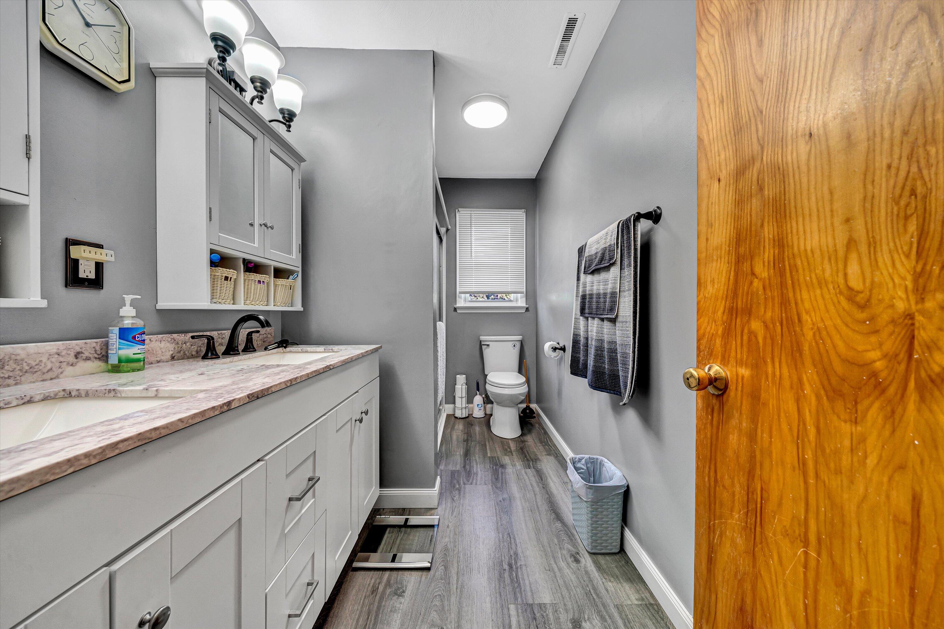 3707 Springvale Street Southeast Roanoke, VA 24014 - Photo 10 of 37 09-SGM-01232