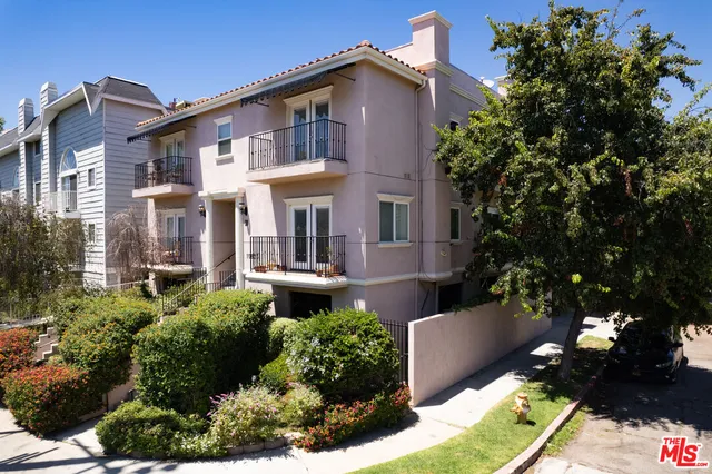 $3,195,000 | 10835 Camarillo Street, North Hollywood, CA 91601