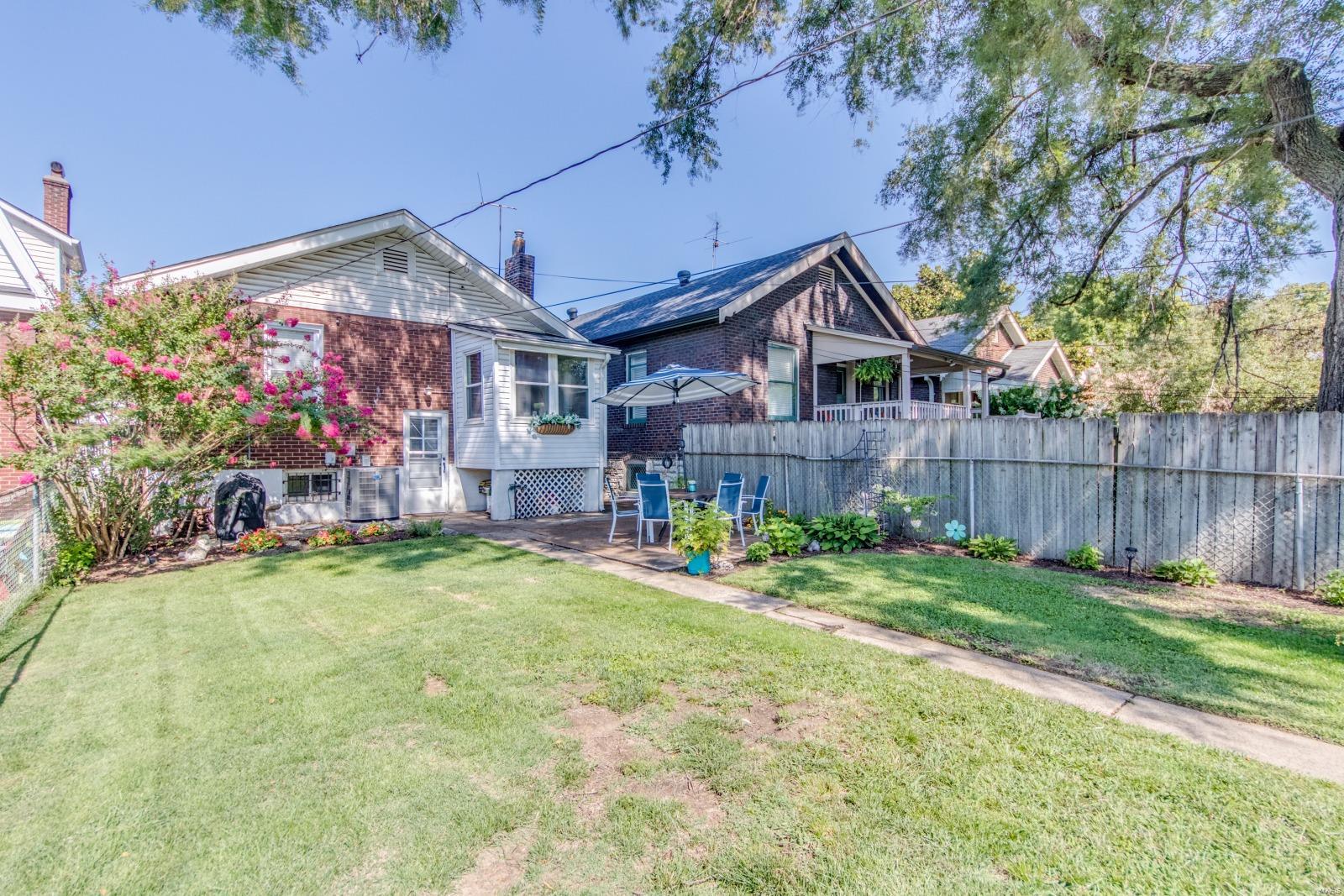 2212 Richert Place St. Louis, MO 63143 - Photo 24 of 26