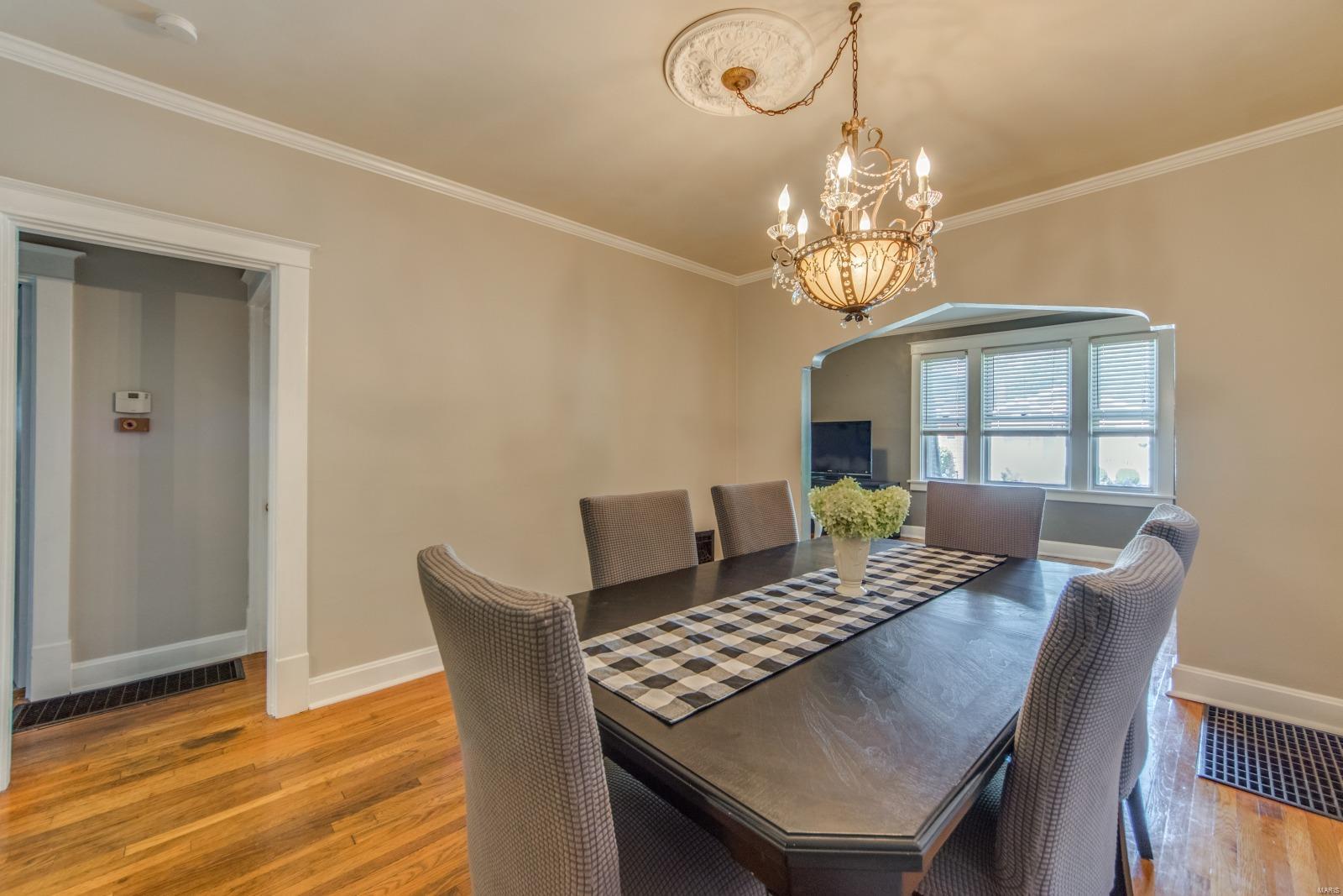 2212 Richert Place St. Louis, MO 63143 - Photo 9 of 26