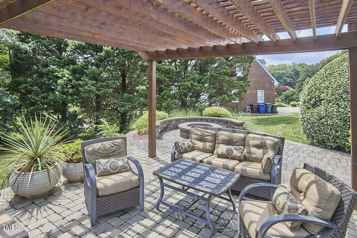 4303 Thetford Road Durham, NC 27707 - Photo 64 of 88 038