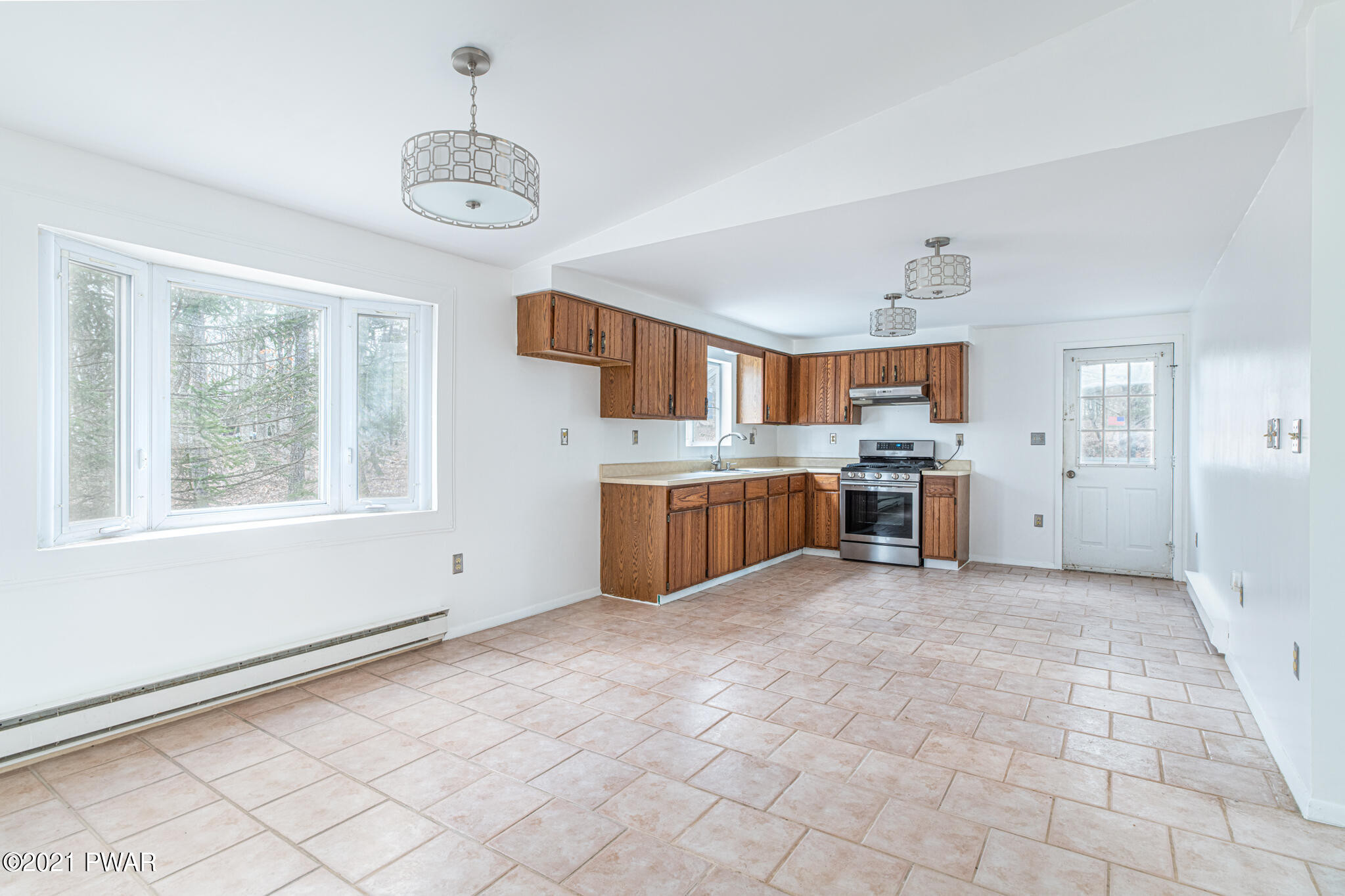 116 Hebula Road Milford, PA 18337 - Photo 7 of 25 DSC_6713-Edit-Edit