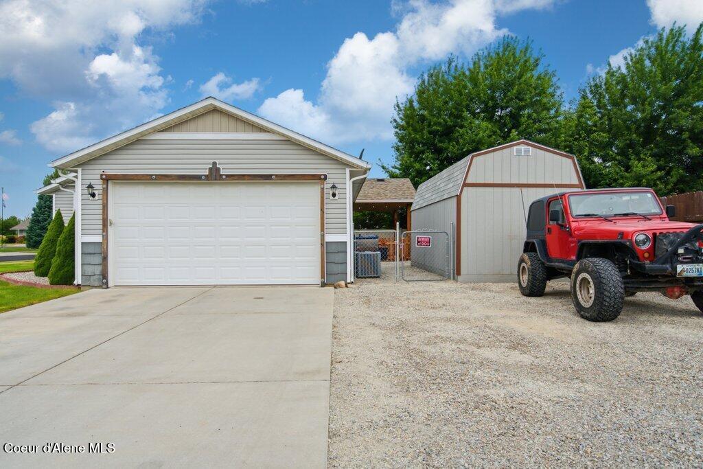 2130 East Decaro Loop Post Falls, ID 83854 - Photo 27 of 31 Garage & RV Parking