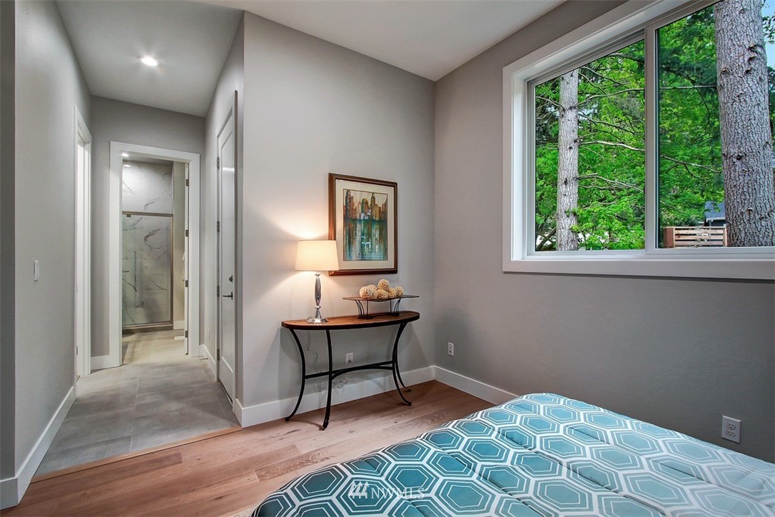 14675 Southeast Allen Rd. Bellevue, WA 98006 - Photo 22 of 40