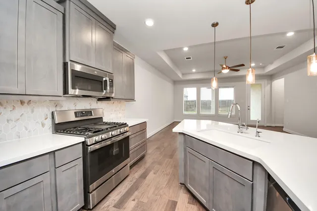 $2,500 | 21111 Vancherry Drive, Cypress, TX 77433