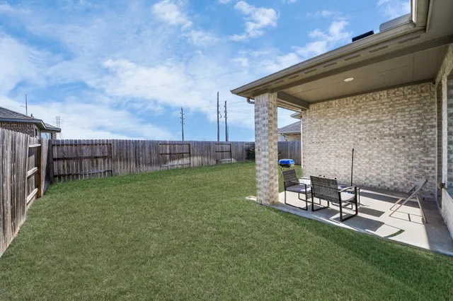 $2,500 | 21111 Vancherry Drive, Cypress, TX 77433