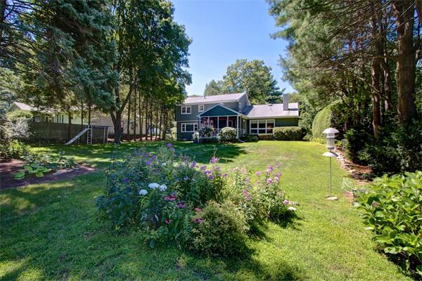 39 Eaton Road Framingham, MA 01701 - Photo 4 of 30