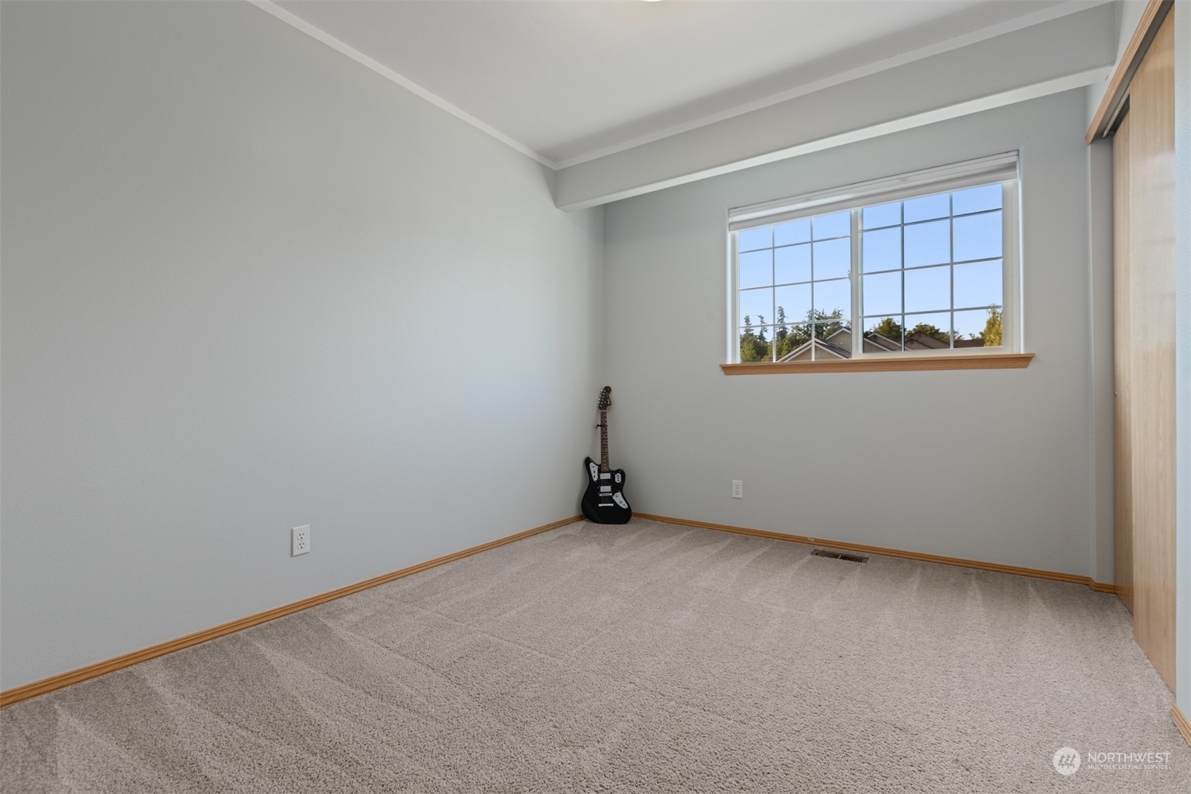 1117 58th Place Southwest Everett, WA 98203 - Photo 16 of 25 an empty room with windows
