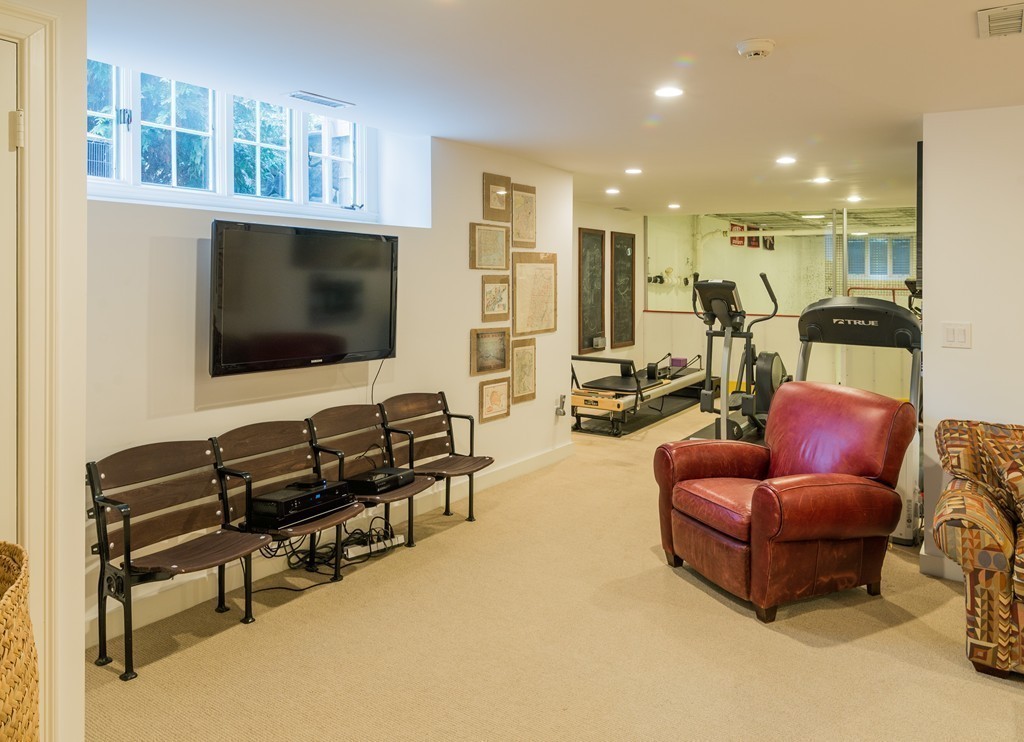 4 Chadwick Road Weston, MA 02493 - Photo 29 of 30