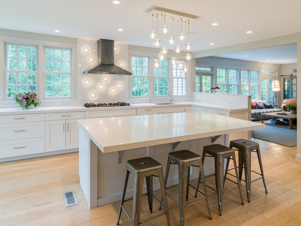 4 Chadwick Road Weston, MA 02493 - Photo 10 of 30