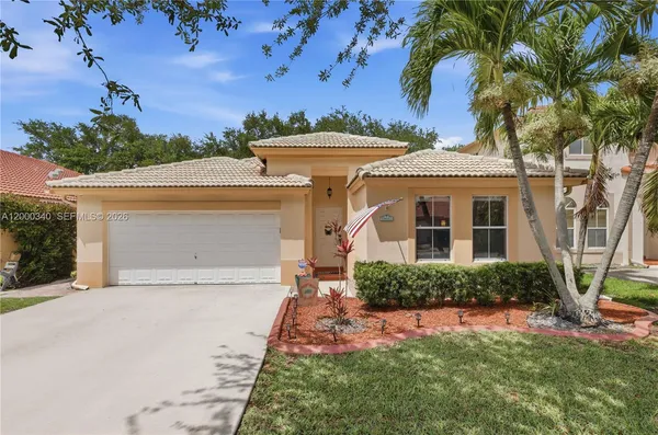 $629,500 | 14033 North Cypress Cove Circle, Davie, FL 33325
