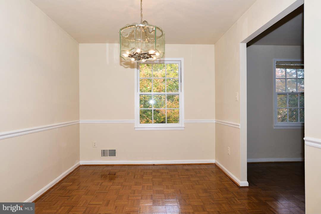 9120 Conservation Way Springfield, VA 22153 - Photo 11 of 22 Dining Room
