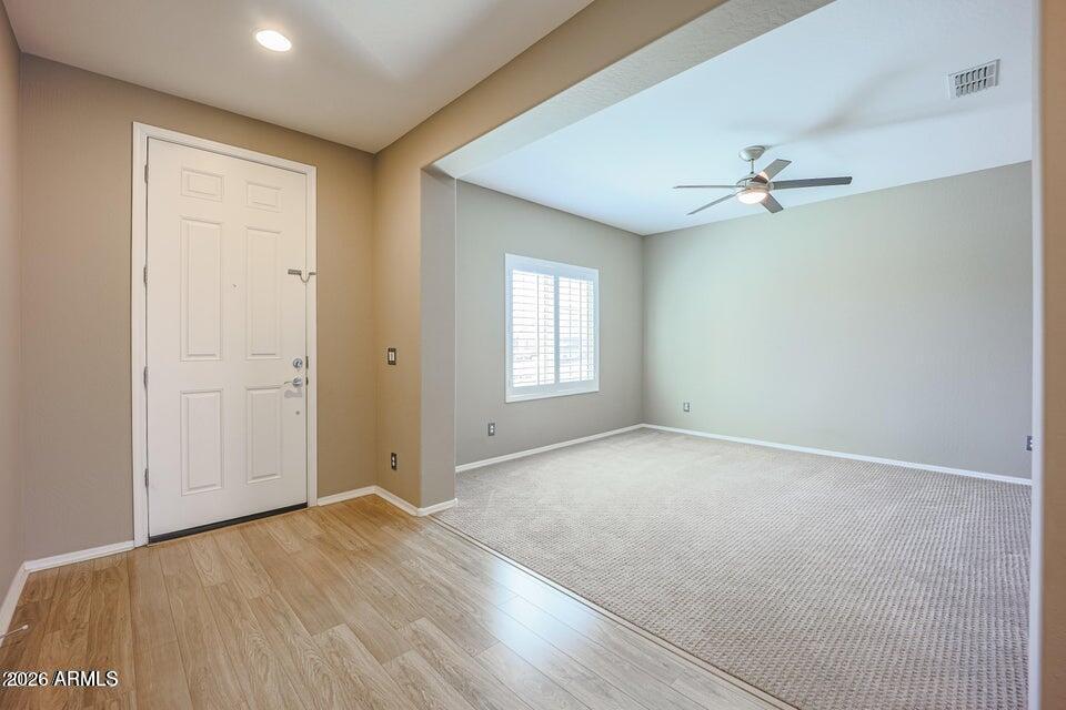17576 West Bajada Road Surprise, AZ 85387 - Photo 13 of 42 20230302022805118571000000-o
