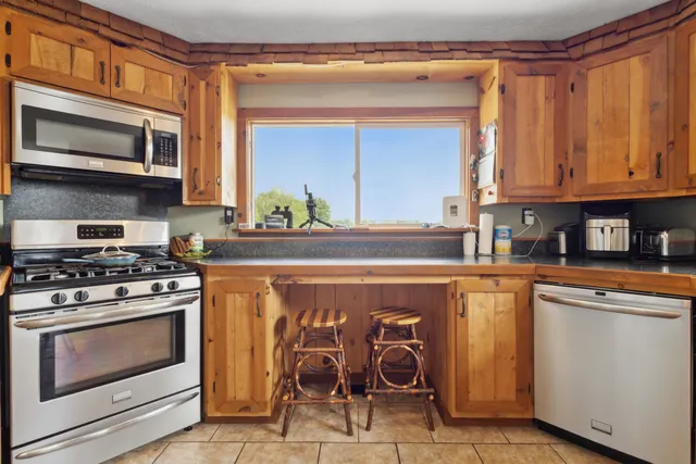 $800,000 | 6130 Arbogast Road, Howard City, MI 49329