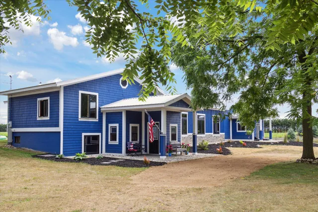 $800,000 | 6130 Arbogast Road, Howard City, MI 49329