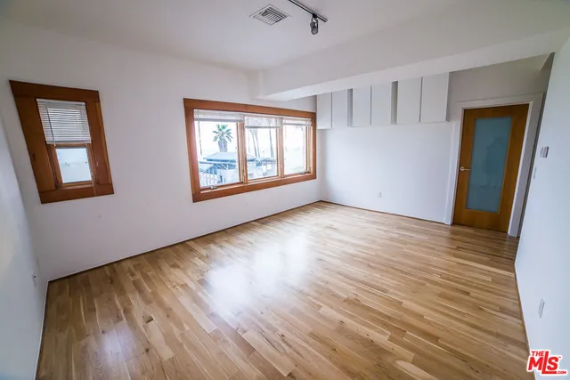 $3,550 | 8 Brooks Avenue, Unit 5, Venice, CA 90291