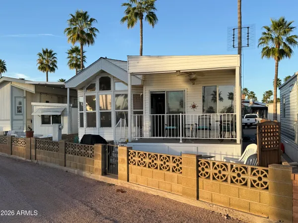 $195,500 | 2260 South Seminole Drive, Apache Junction, AZ 85119