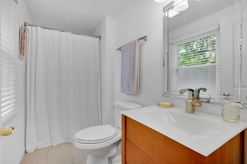 157 Meadow Road Longmeadow, MA 01106 - Photo 17 of 28