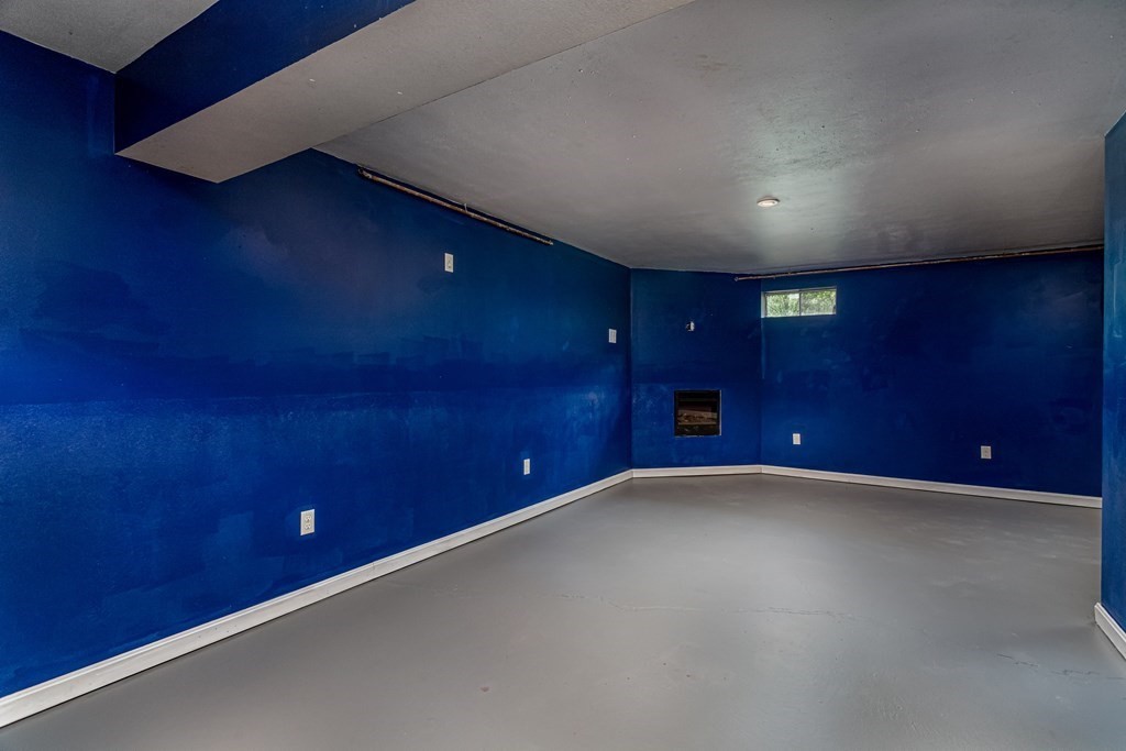 123 Dunn Road Ashburnham, MA 01430 - Photo 33 of 42