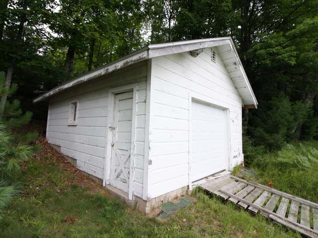 6552 Anderson Lake Road Land O'Lakes, WI 54540 - Photo 15 of 17 Gallery Image 15