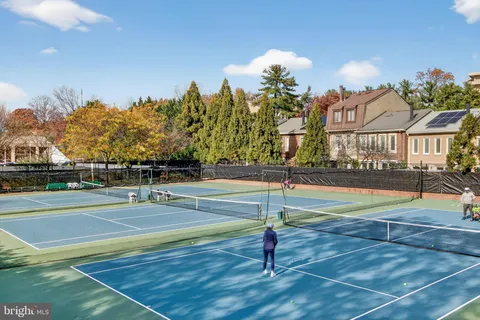 $925,000 | 3297 Sutton Place Northwest, Unit C, Washington, DC 20016