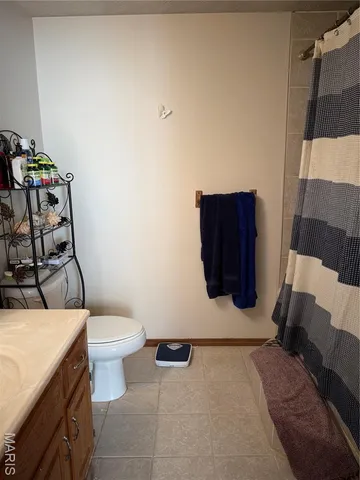 $259,900 | 13905 Hickory Drive, Plato, MO 65552