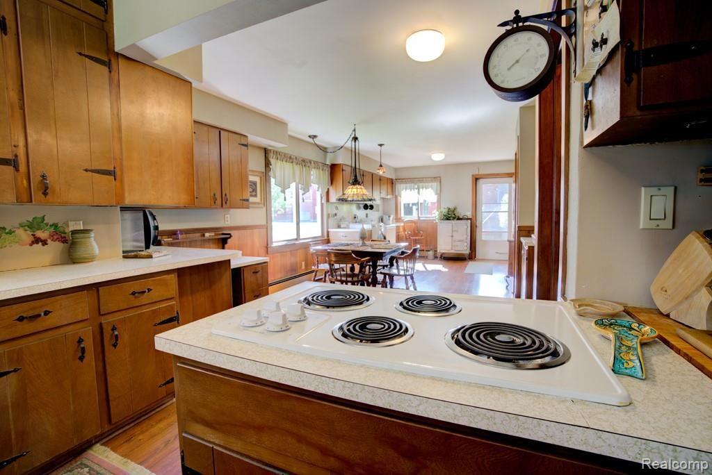 3192 North Cedar Road Fowlerville, MI 48836 - Photo 10 of 45