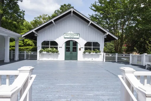 a view of a storage & utility room