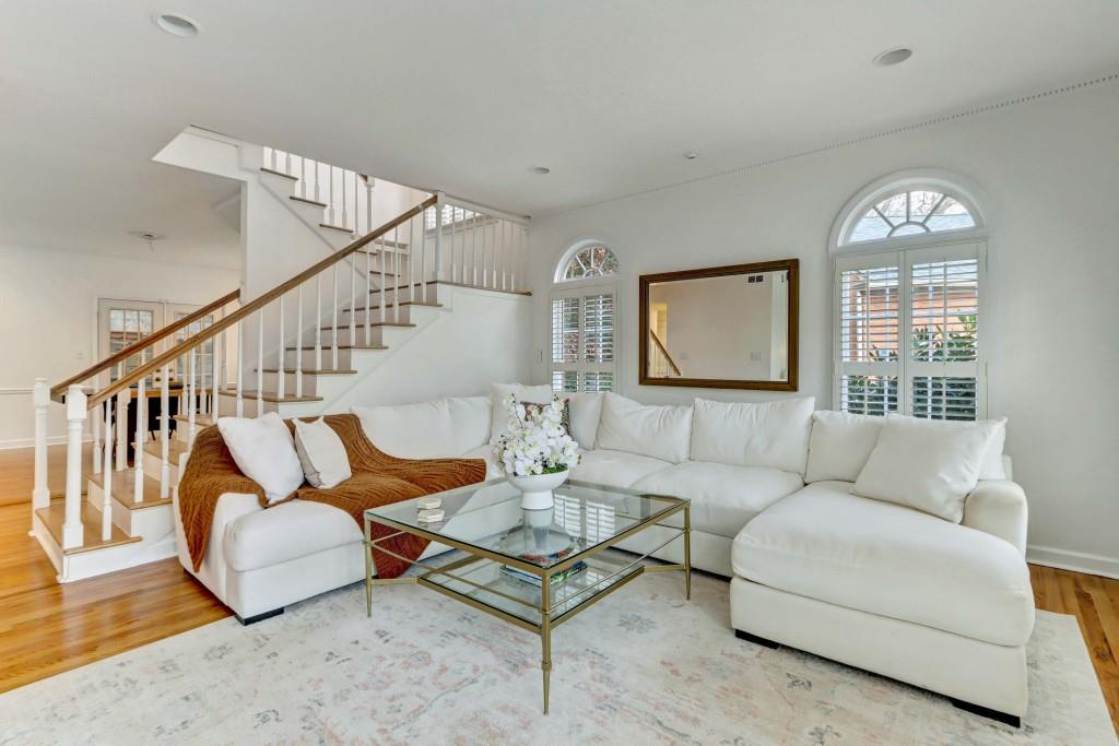 3520 Vinings Ridge Court Atlanta, GA 30339 - Photo 6 of 52 a living room with furniture and a wooden floor