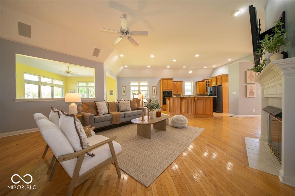 10909 Innisbrooke Lane Fishers, IN 46037 - Photo 12 of 41 Gallery Image 12