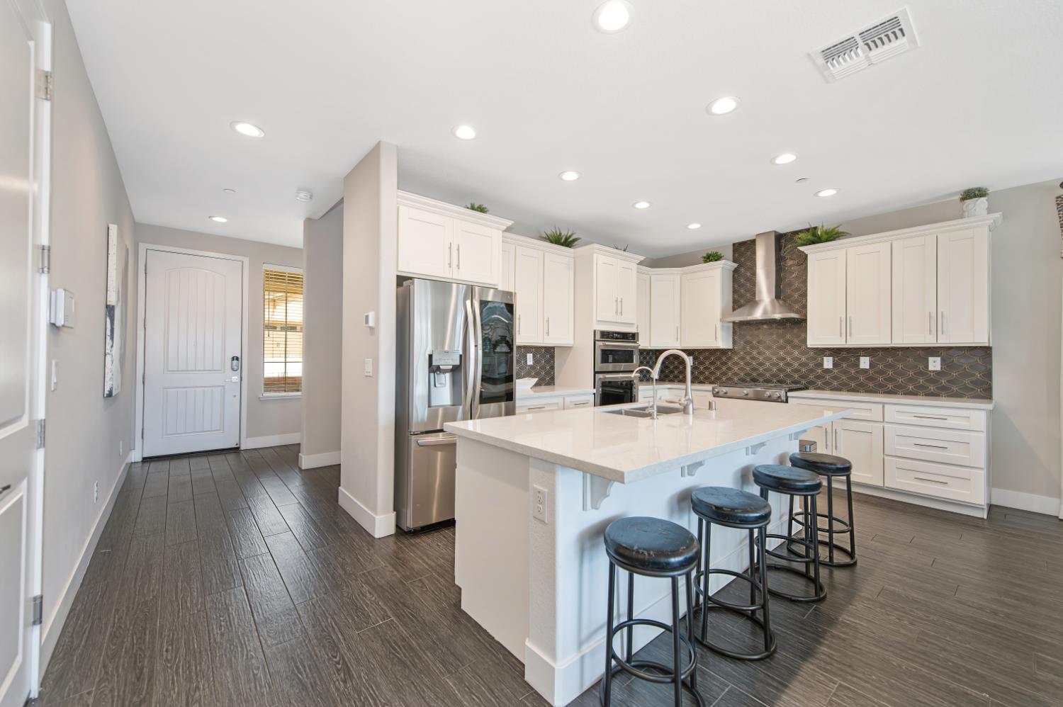 611 Willow Ridge Court Folsom, CA 95630 - Photo 8 of 63