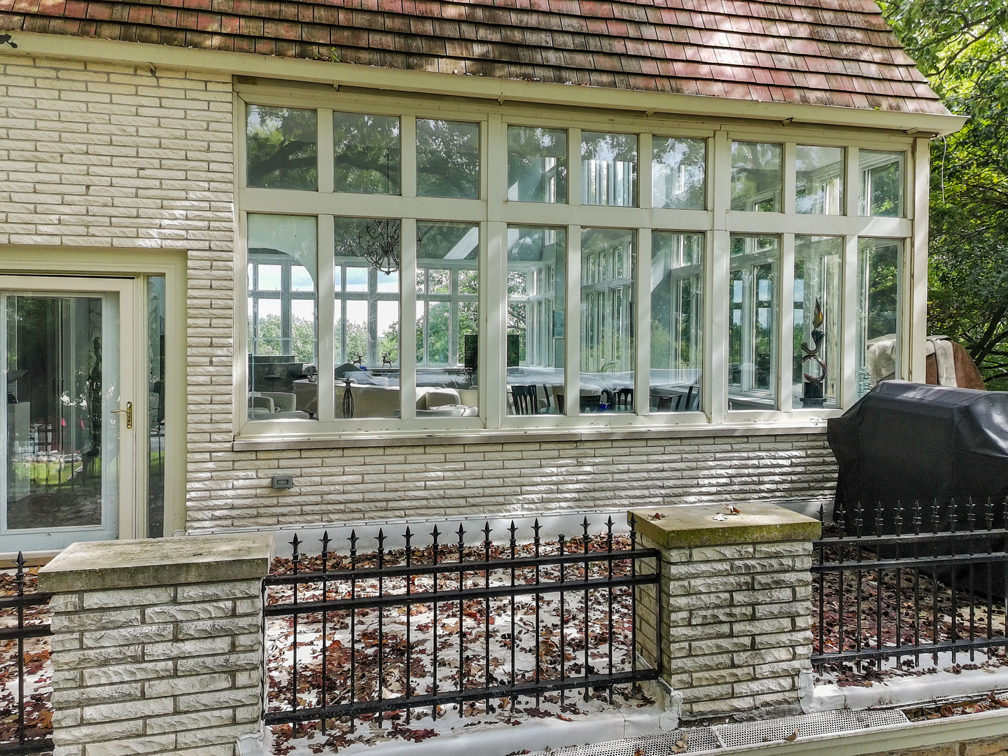 7830 North Pillow Hill Road Spring Grove, IL 60081 - Photo 9 of 69 a view of a brick building with a window