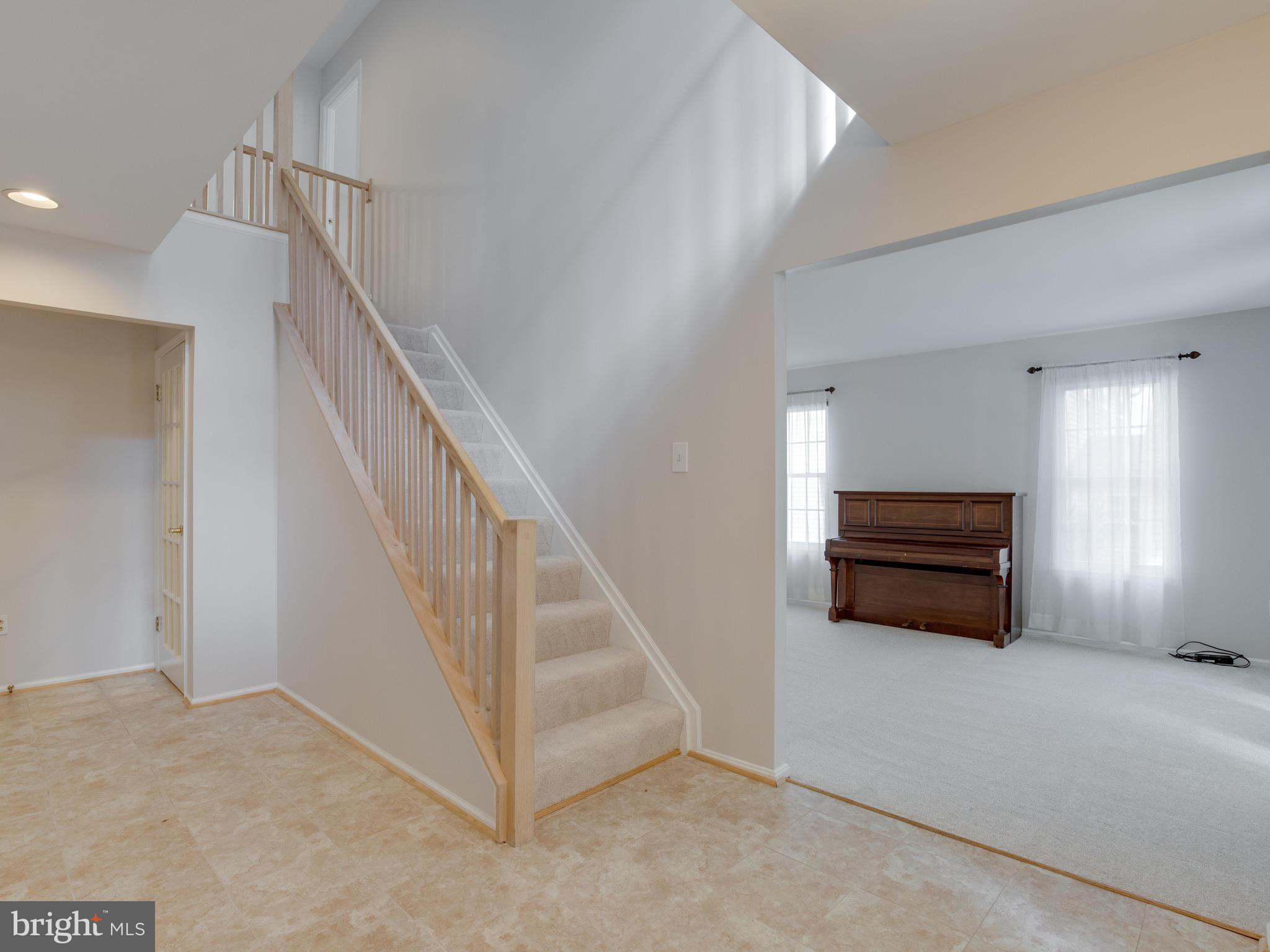 6448 Empty Song Road Columbia, MD 21044 - Photo 7 of 52 Entry