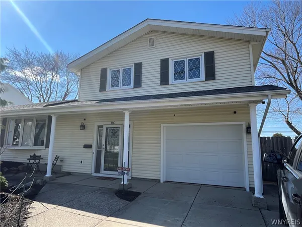 $269,900 | 180 Lorelee Drive, Tonawanda, NY 14150