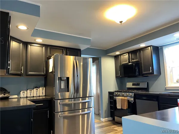 $269,900 | 180 Lorelee Drive, Tonawanda, NY 14150