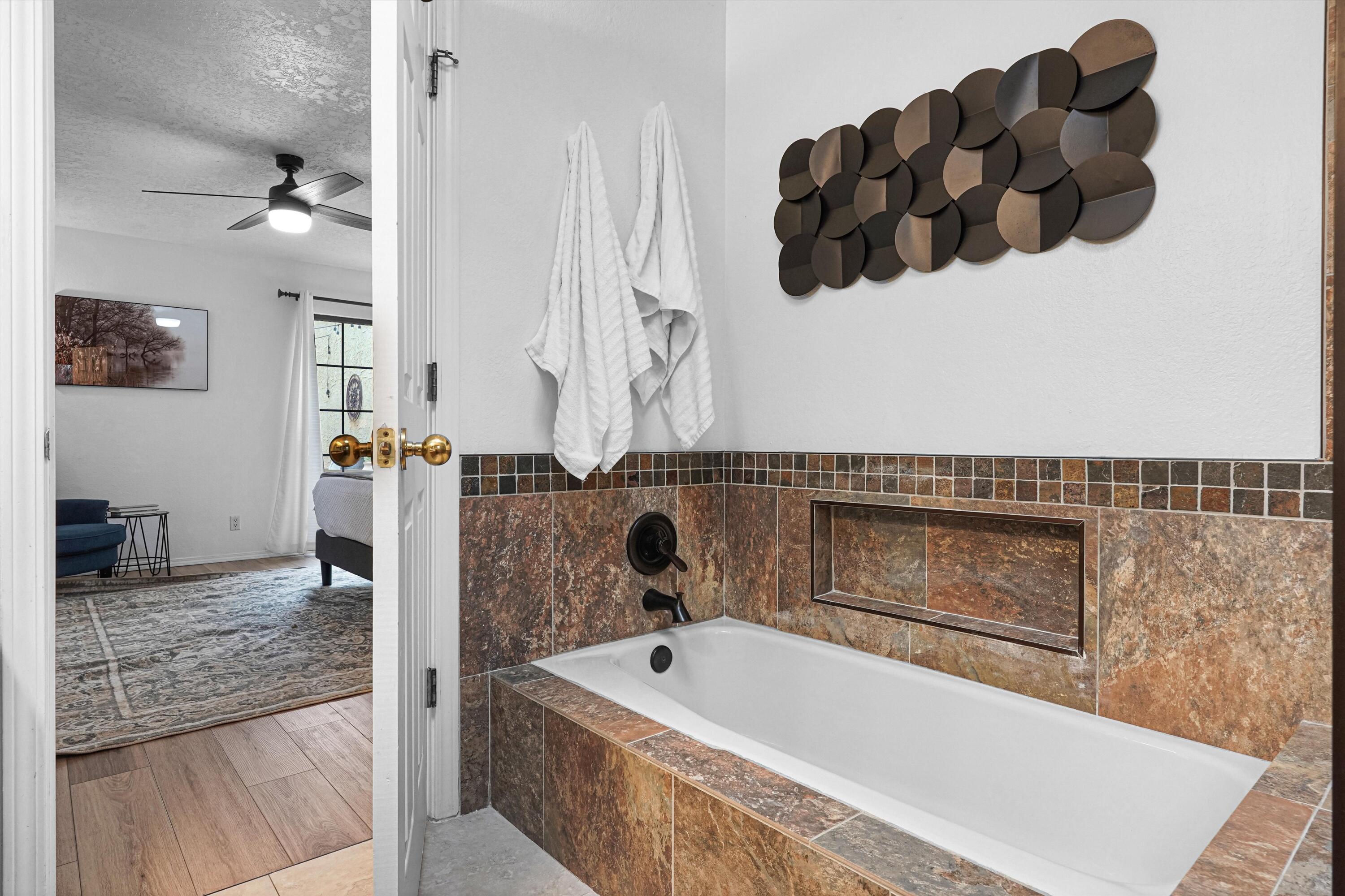 6213 Academy Ridge Court Northeast Albuquerque, NM 87111 - Photo 26 of 41 Gallery Image 26