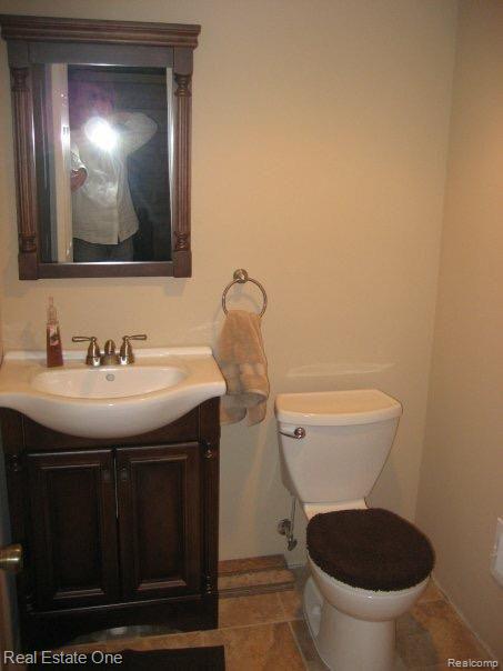 833 Miller Road Lake Orion, MI 48362 - Photo 12 of 23 cecilbsmt3.jpg