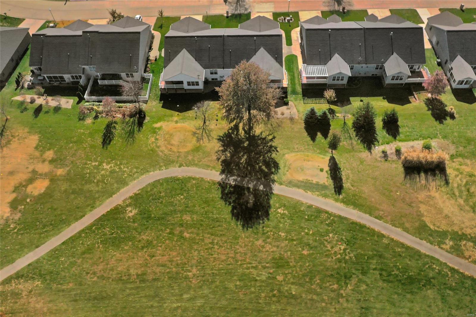 723 Ridge Road Waterloo, IL 62298 - Photo 3 of 44