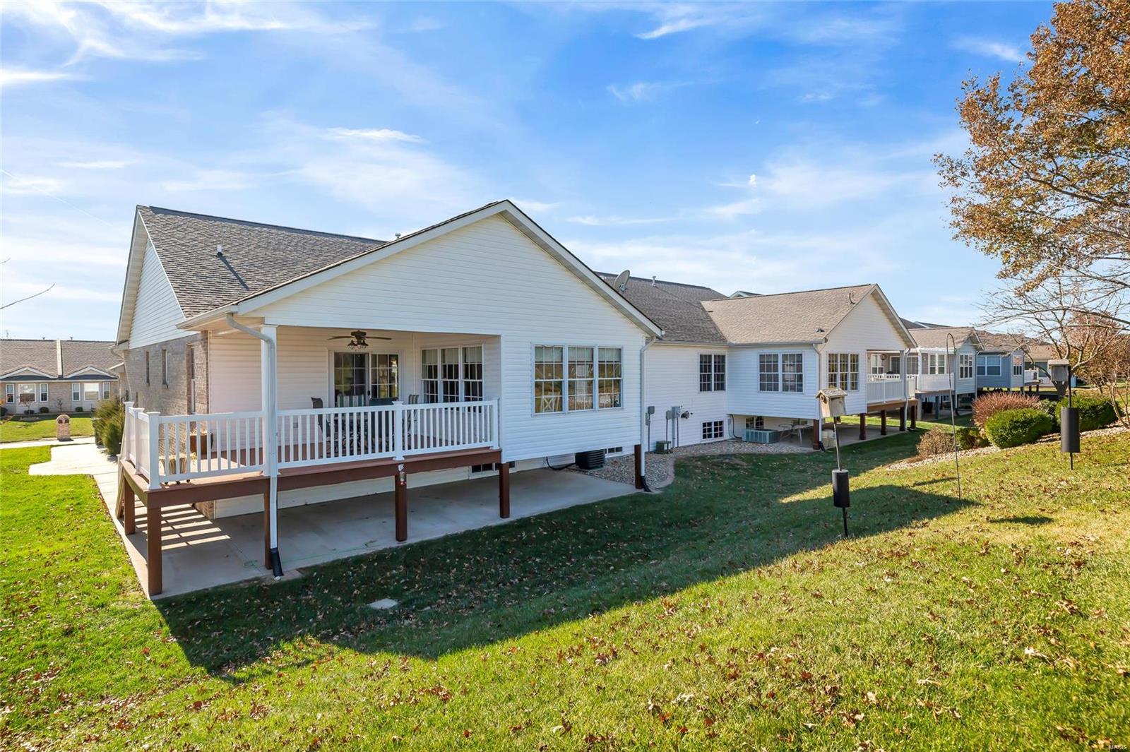 723 Ridge Road Waterloo, IL 62298 - Photo 4 of 44