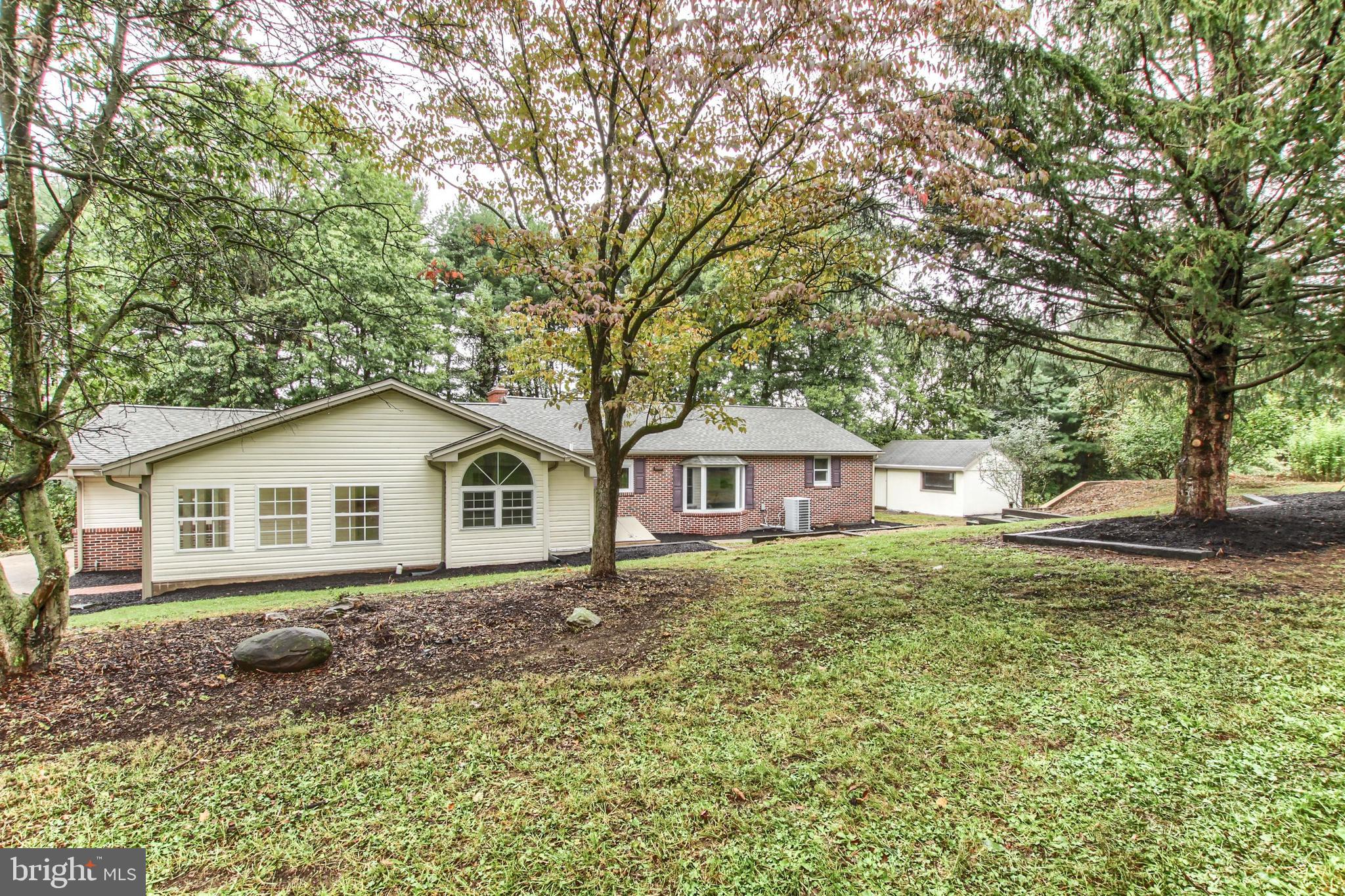 70 Edison Road Palmyra, PA 17078 - Photo 2 of 45 Gallery Image 2