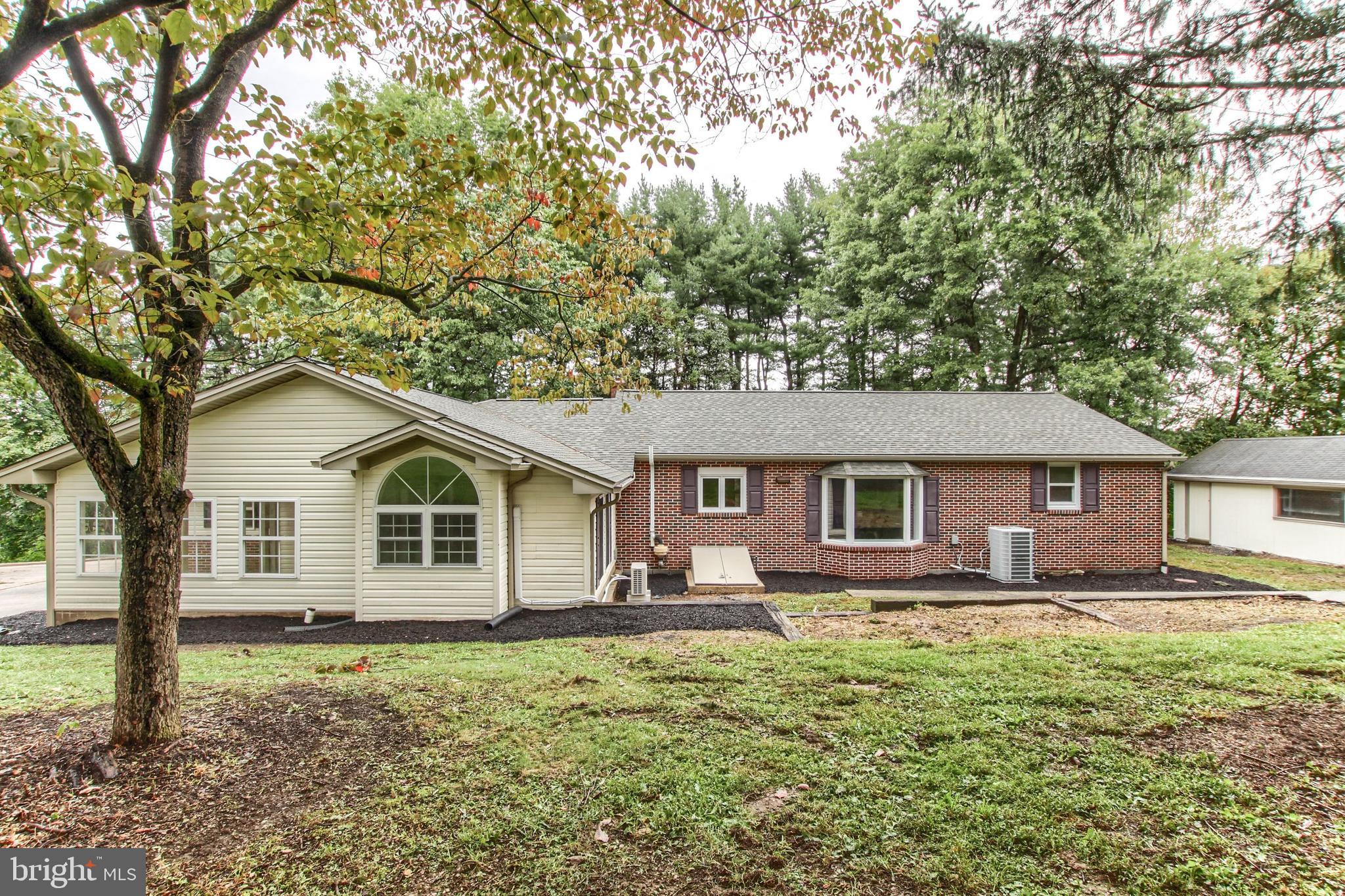 70 Edison Road Palmyra, PA 17078 - Photo 3 of 45 Gallery Image 3