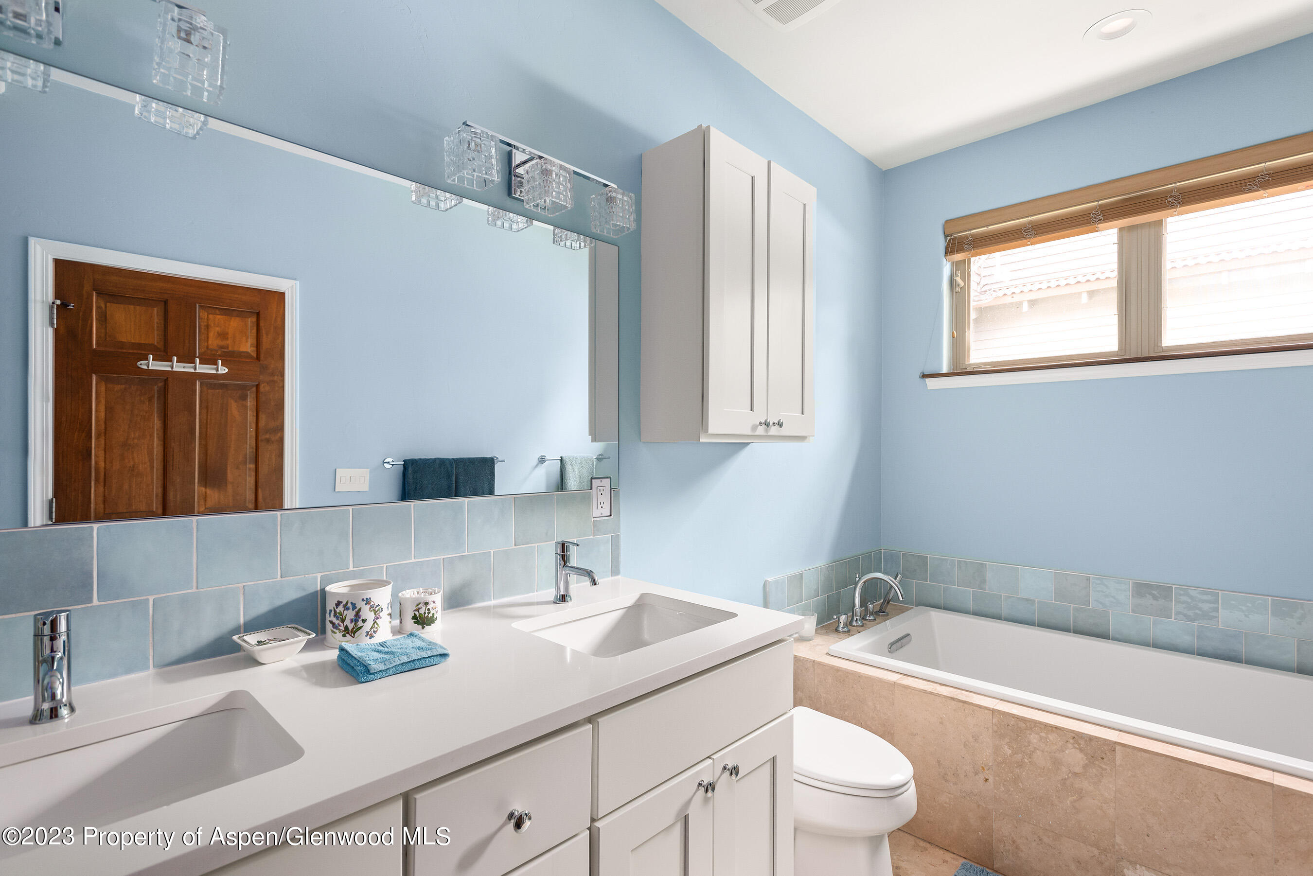 527 Lake Court Basalt, CO 81621 - Photo 13 of 20 527LakeCt_MED_230530017