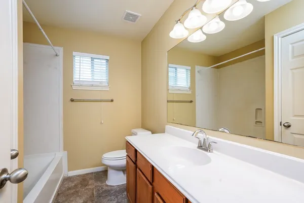 $1,725 | 4959 South Cancun, Houston, TX 77045