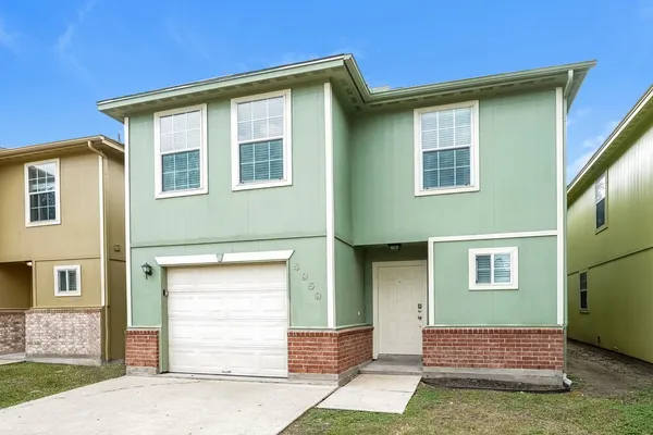 $1,725 | 4959 South Cancun, Houston, TX 77045